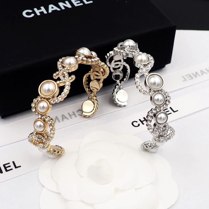 Ch*el bracelets